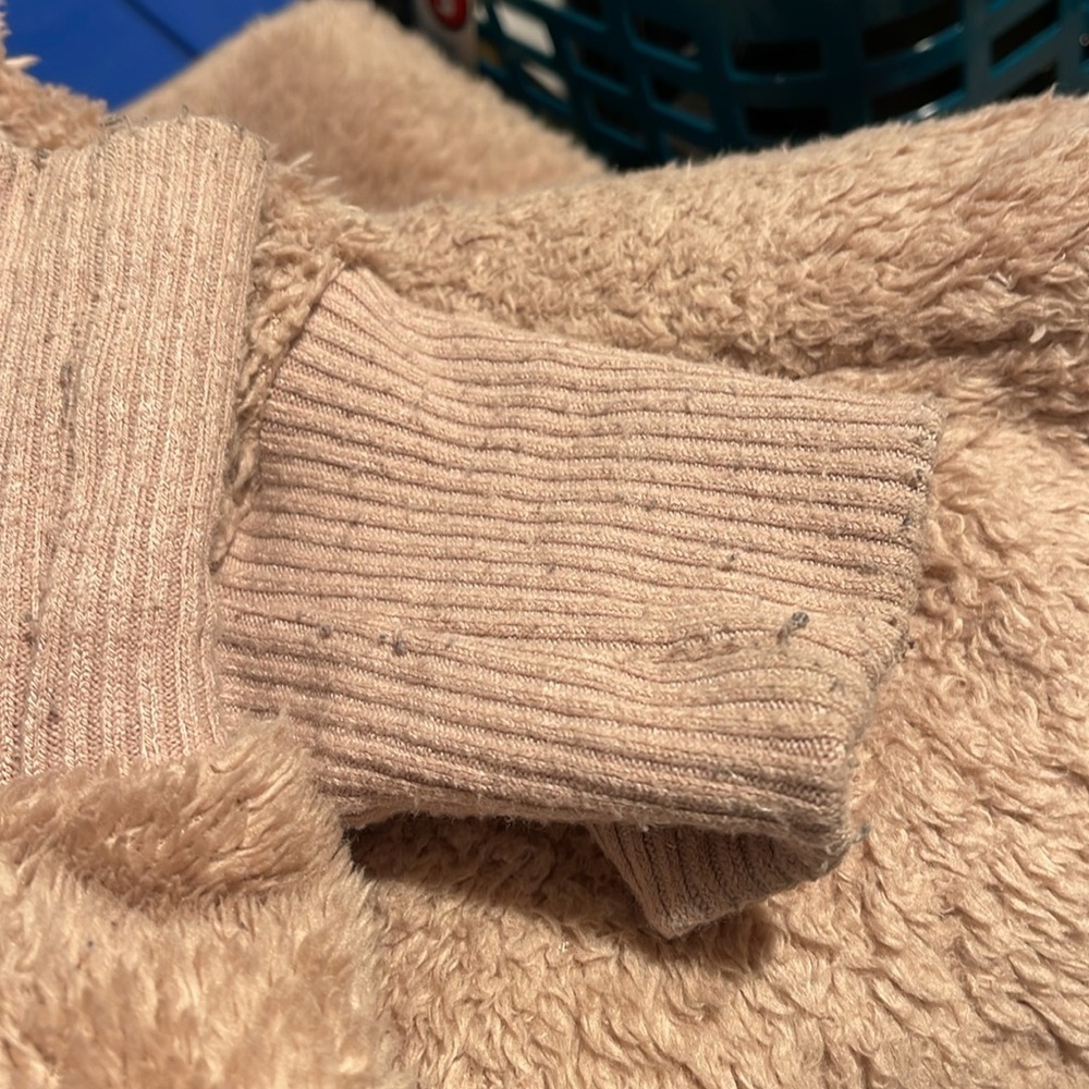 Hem & Thread oversized hooded sherpa with pockets in Tan - Picture 2 of 2